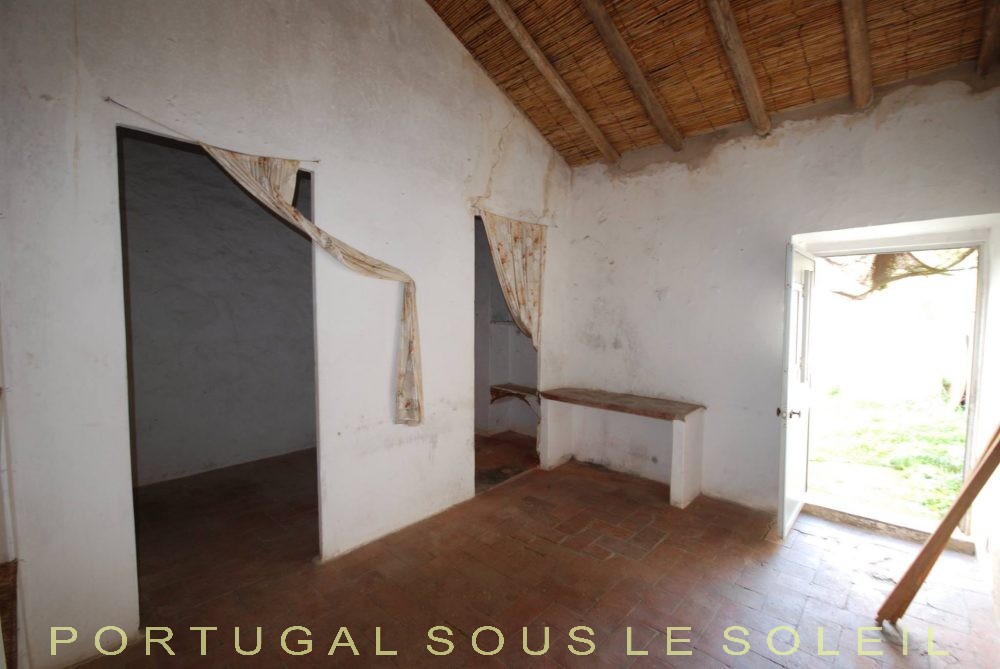 Casa tipica para renovar – Cabanas de Tavira (7)