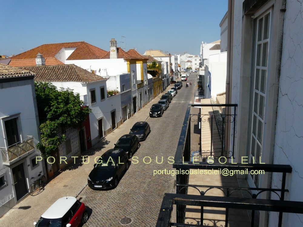 Petits Balcons Mignons! Appartement à vendre en plein centre de Tavira Algarve Portugal