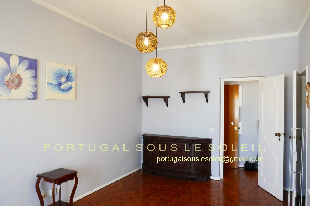 À Vendre Centre de Tavira! Appartement T3, Vue Dégagée sur la Ville Ancienne.